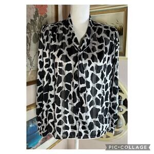 Lulubella Animal Print Button Down